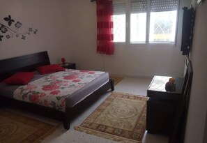 3 bedrooms, iron/ironing board, WiFi - Villa with pool (Sousse)