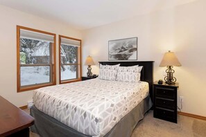 2 chambres, fer et planche à repasser, Wi-Fi, literie fournie