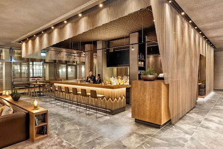 酒吧(店内). 莱比锡海波龙酒店