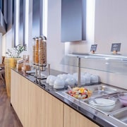 PLAZA Premium Den Haag City Center