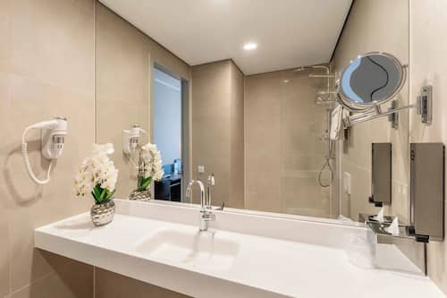 Shower, rainfall showerhead, hair dryer, slippers