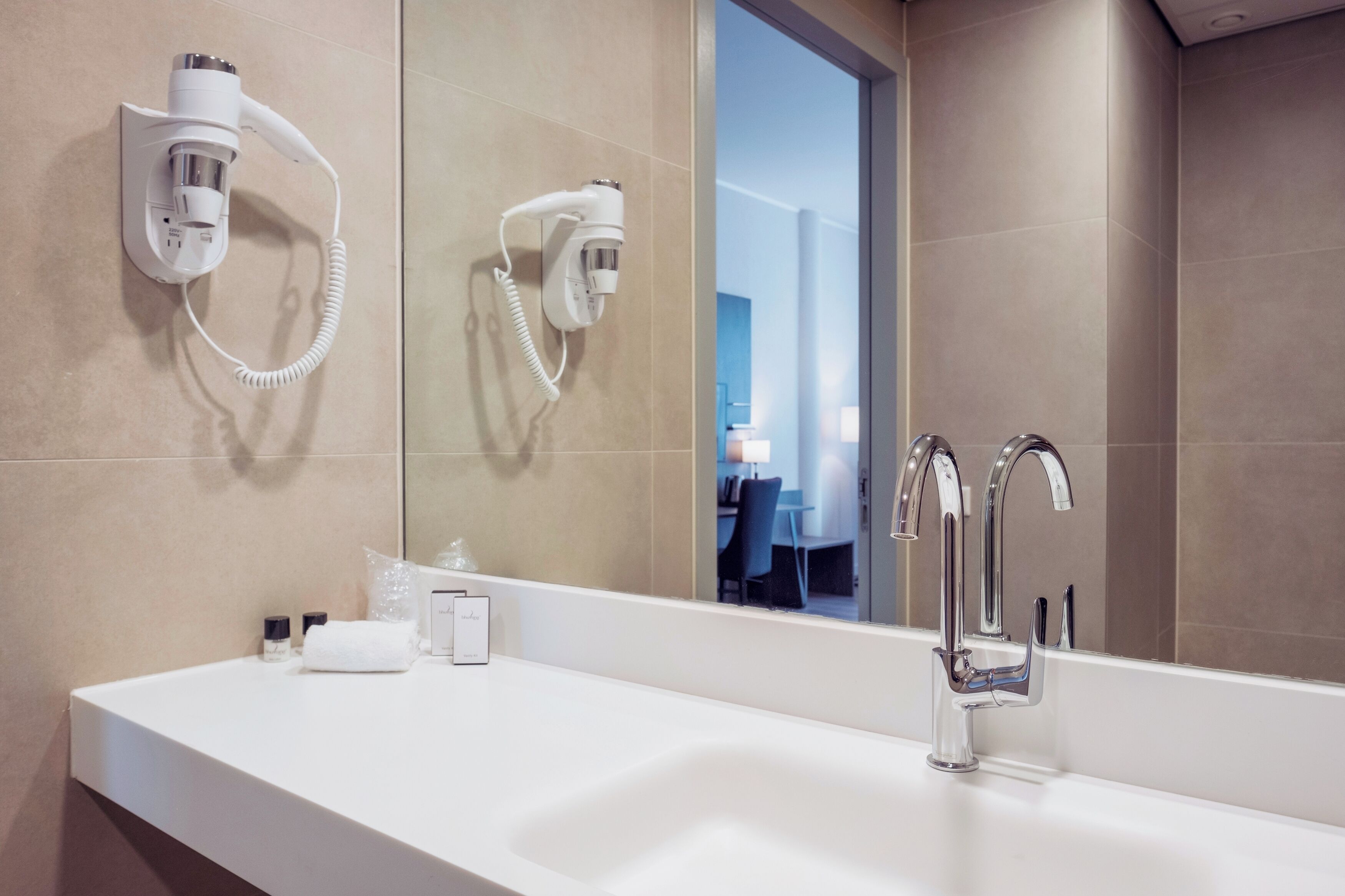 comfort single room | bathroom | shower, rainfall showerhead, hair dryer, towels