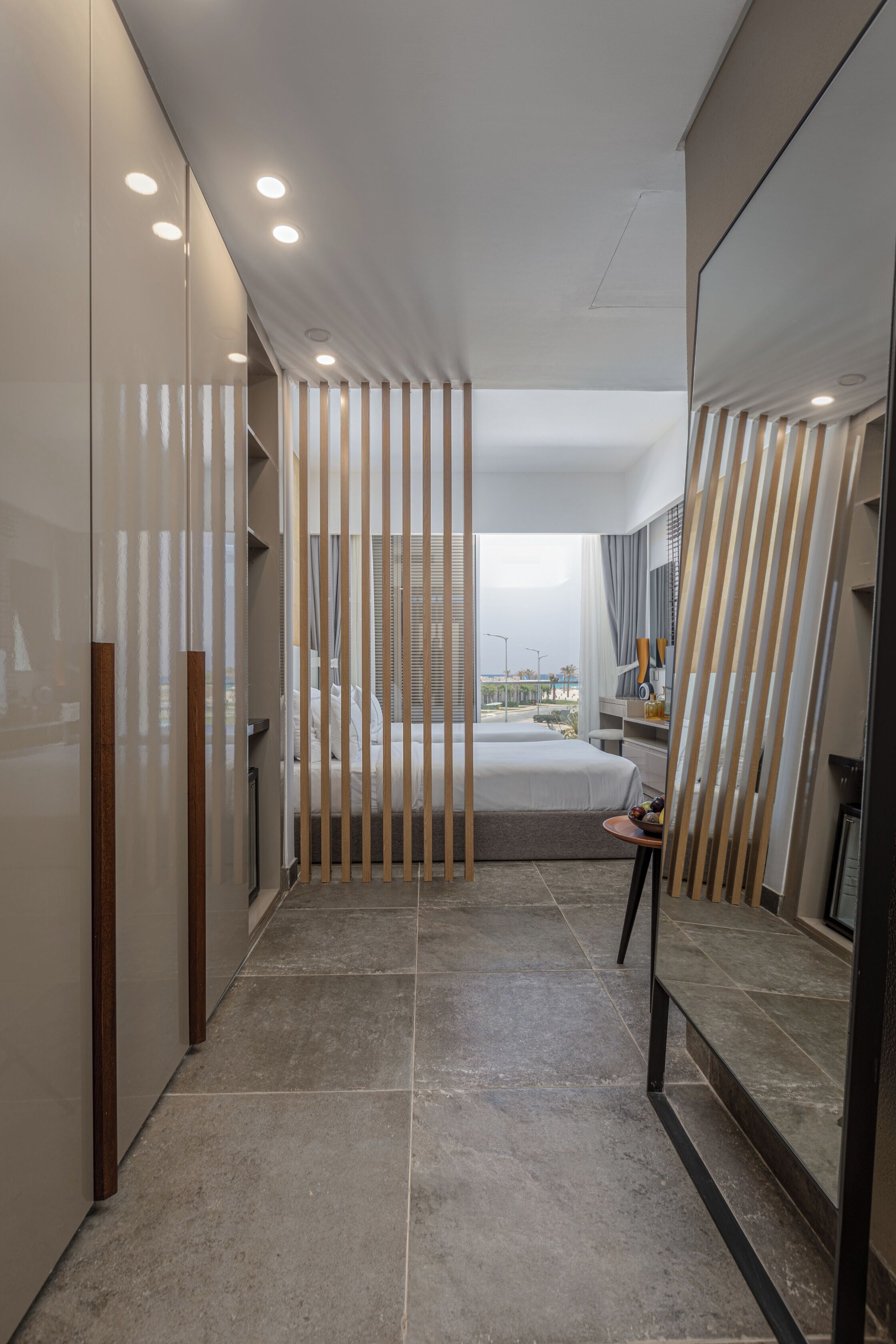 Hochwertige Bettwaren, Zimmersafe, Verdunkelungsvorhänge, Bettwäsche