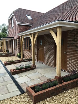 Exterior - Hamilton Arms (Midhurst)