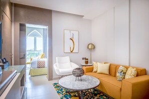 公寓, 1 间卧室 | 起居区 | 48-英寸纯平电视 （配备卫星频道）、电视