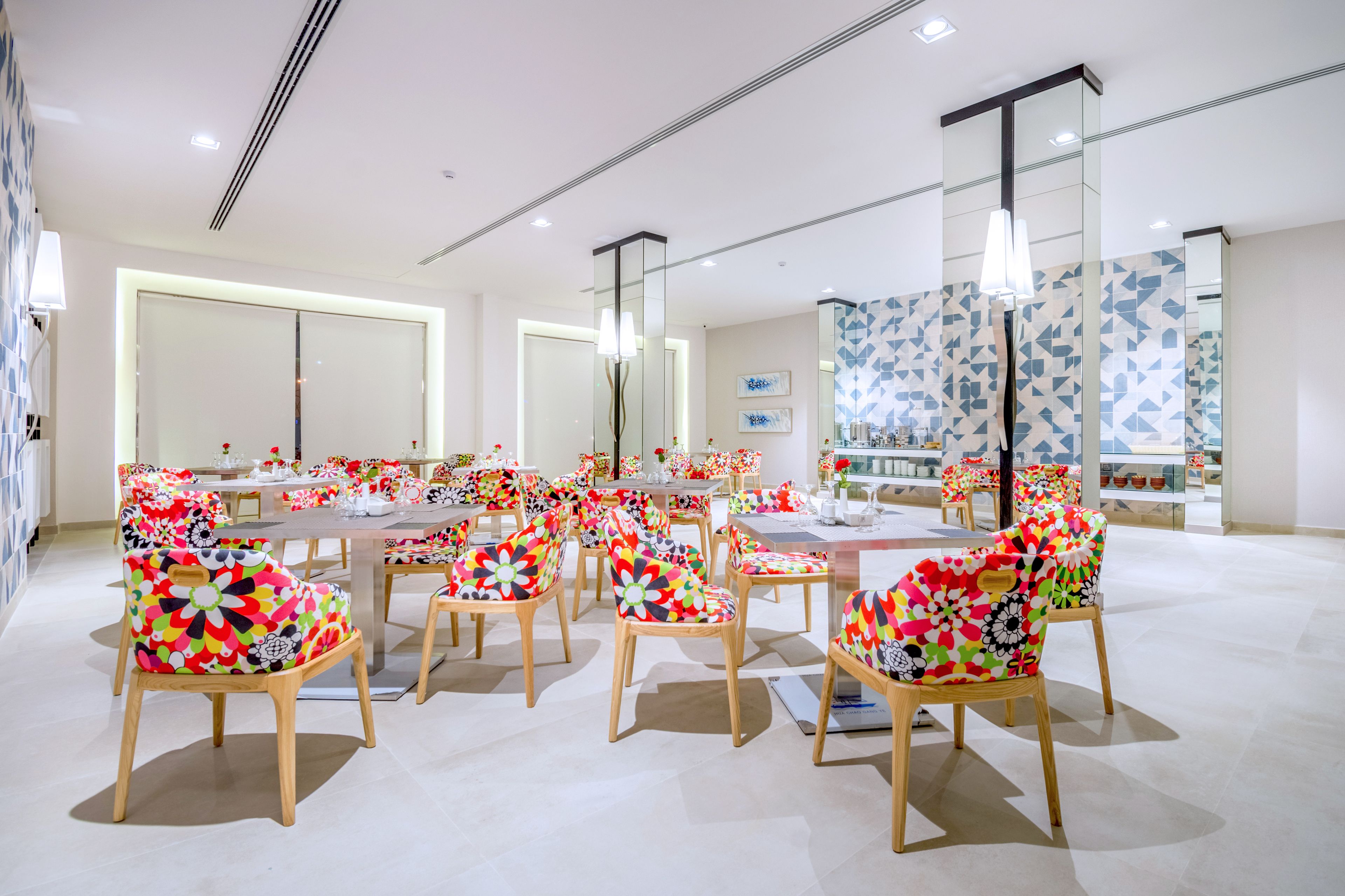 Petit déjeuner buffet (40 SAR par personne)