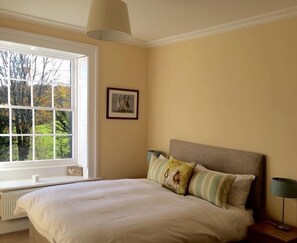 Deluxe Double Room | Individually decorated, individually furnished, free WiFi, bed sheets - Lanercost Equestrian and Country (Brampton)