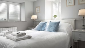 Room | WiFi (free), bed sheets - The St Tudy Inn (Bodmin)