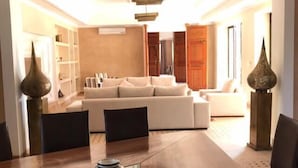 Villa, 5 Bedrooms | Living area - Villa Saphir (Marrakech)