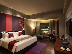 Executive Club Room King Non Smoking | Club Lounge Access | 1 habitación, ropa de cama de alta calidad y camas con pillow-top