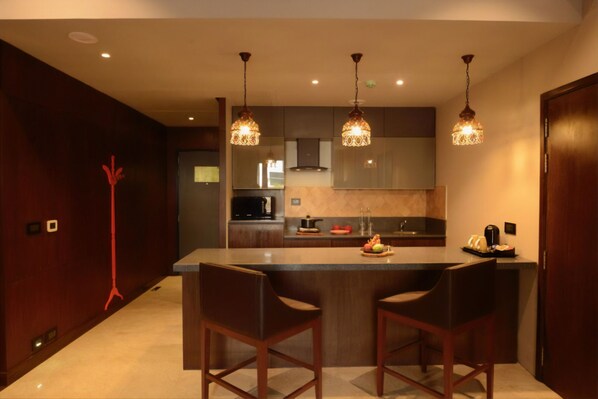 1 bedroom, premium bedding, pillowtop beds, minibar