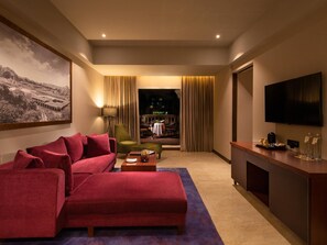 1 bedroom, premium bedding, pillowtop beds, minibar