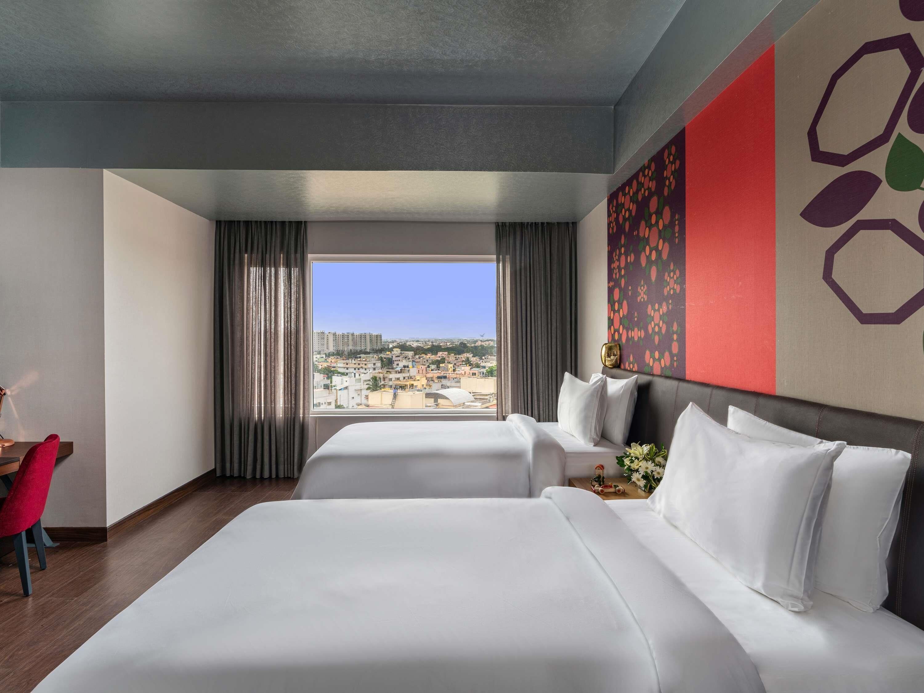 Executive Club Twin Room Non Smoking | Club Lounge Access | Literie de qualité, lit avec matelas à plateau-coussin, minibar