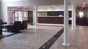Lobby - Studio 6 Burleson, TX GA (Burleson)