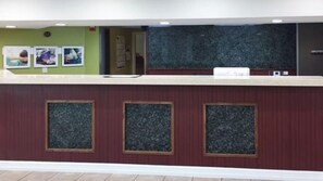 Lobby - Studio 6 Burleson, TX GA (Burleson)
