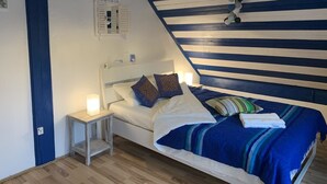 3 bedrooms, desk, blackout curtains, iron/ironing board - Leśny Apartament (Stegna)
