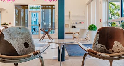 Kompose Boutique Hotel