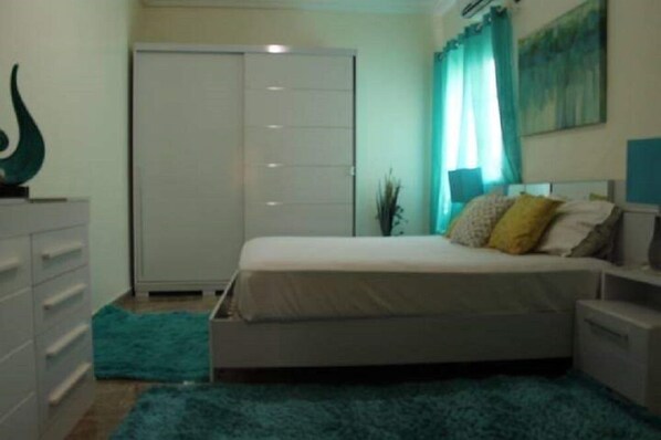 Appartement Standard, 2 chambres | 2 chambres, fer et planche à repasser, Wi-Fi gratuit, draps fournis