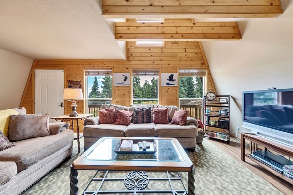 Smart TV, chimenea y reproductor de DVD