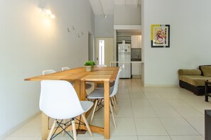 Flat-screen TV - Flats Presidente (Asunción)