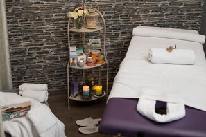 Diepe bindweefselmassages, sportmassages, gezichtsbehandelingen