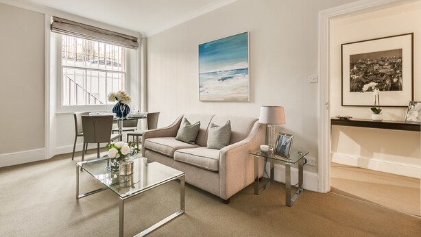 Living room - Modern Knightsbridge Home by Hyde Park (London)
