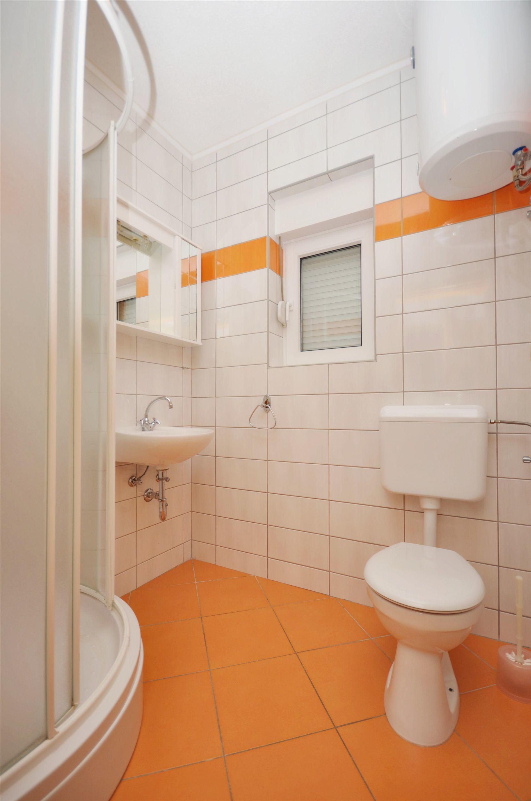 Badezimmer | Dusche, Haartrockner