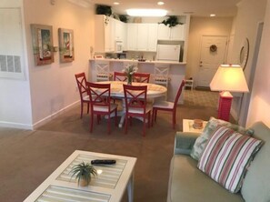 Living room - 2311 Crow Creek (Calabash)