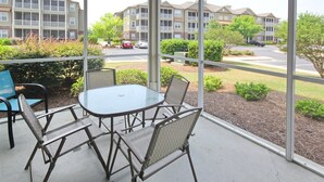 Condo (2302 Crow Creek Drive) | Balcon
