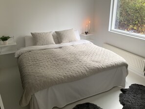 3 soverom, strykejern/-brett, wi-fi (inkludert) og sengetøy