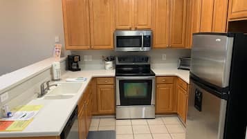 Kondominium (1115 Crow Creek Drive) | Eksterior