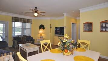 Condo (1309 Crow Creek Drive) | Cocina privada | Utensilios de cocina