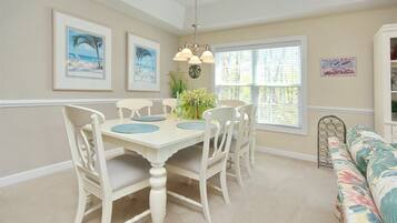 House | Private kitchen | Coffee/tea maker, fridge, microwave, stovetop