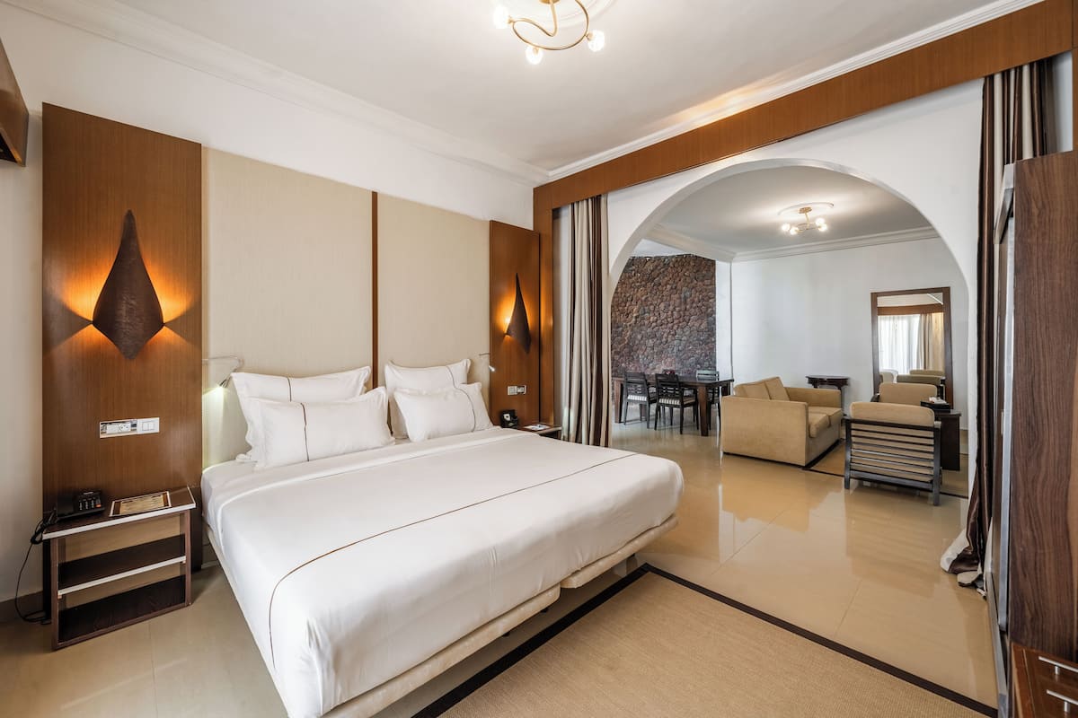 Junior Suite | Living area