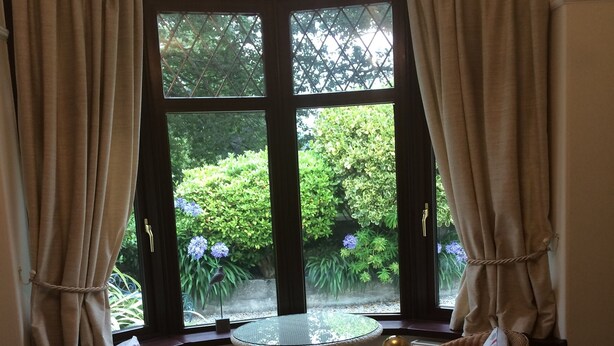 Deluxe Double Room | Iron/ironing board, WiFi (free), individually decorated - Baytree Bed and Breakfast (St Austell)