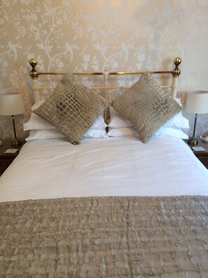 Deluxe Double Room | Individually decorated, individually furnished, iron/ironing board - Baytree Bed and Breakfast (St Austell)