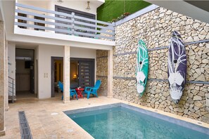 Alberca al aire libre