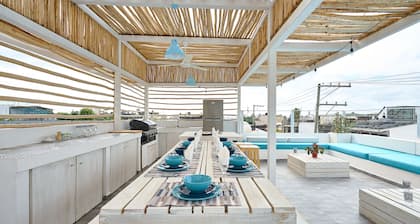 Colonial Beach House