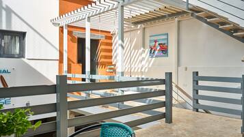 Premium Villa | Balcony