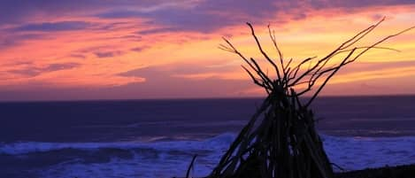 Vista para praia/oceano