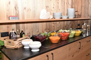 Buffet - Gasthof Haselstaude (San Leonardo in Passiria)