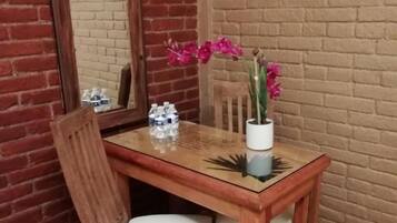 Doppia Standard | Sala da pranzo