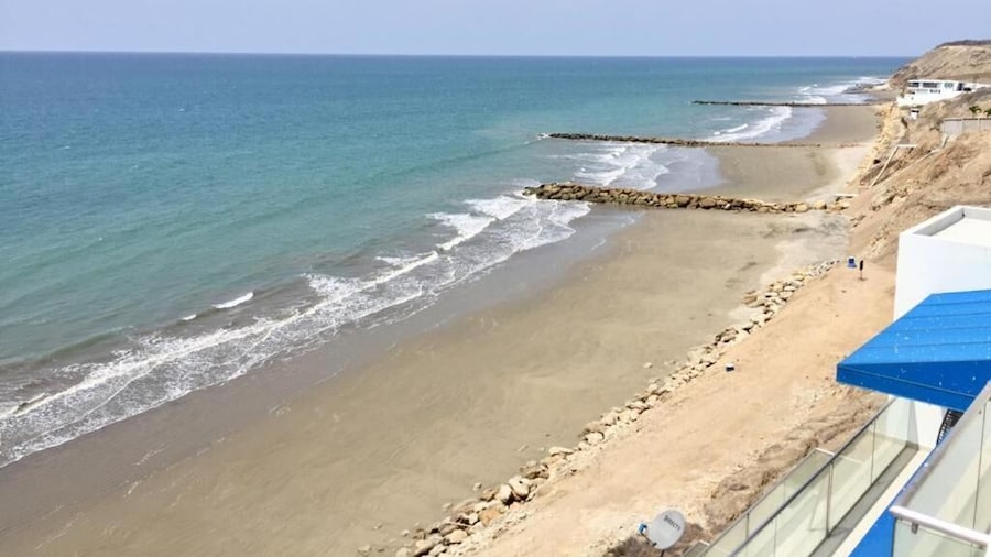 Golden Mar Hostal