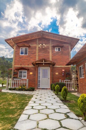 Front of property - Cabañas Puerta del Viento (Mineral del Monte)