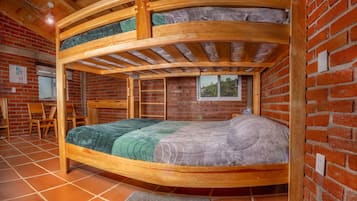 Traditional Cabin | Down duvets, individually furnished, free WiFi, bed sheets