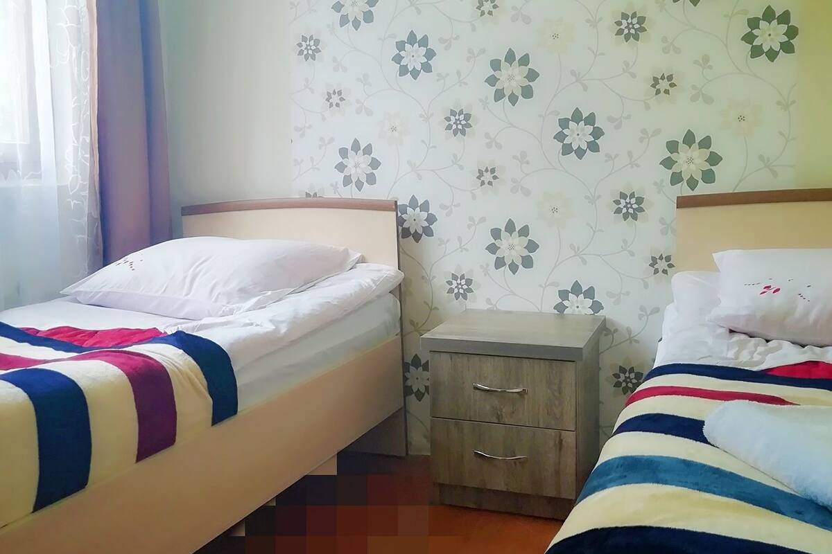 Standard Twin Room, Shared Bathroom
