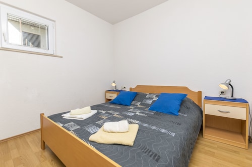 Apartments Jerka