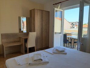 Apartment (A3) | Free WiFi, bed sheets - Apartments EDO (Novalja)