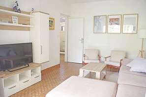 House | Living room