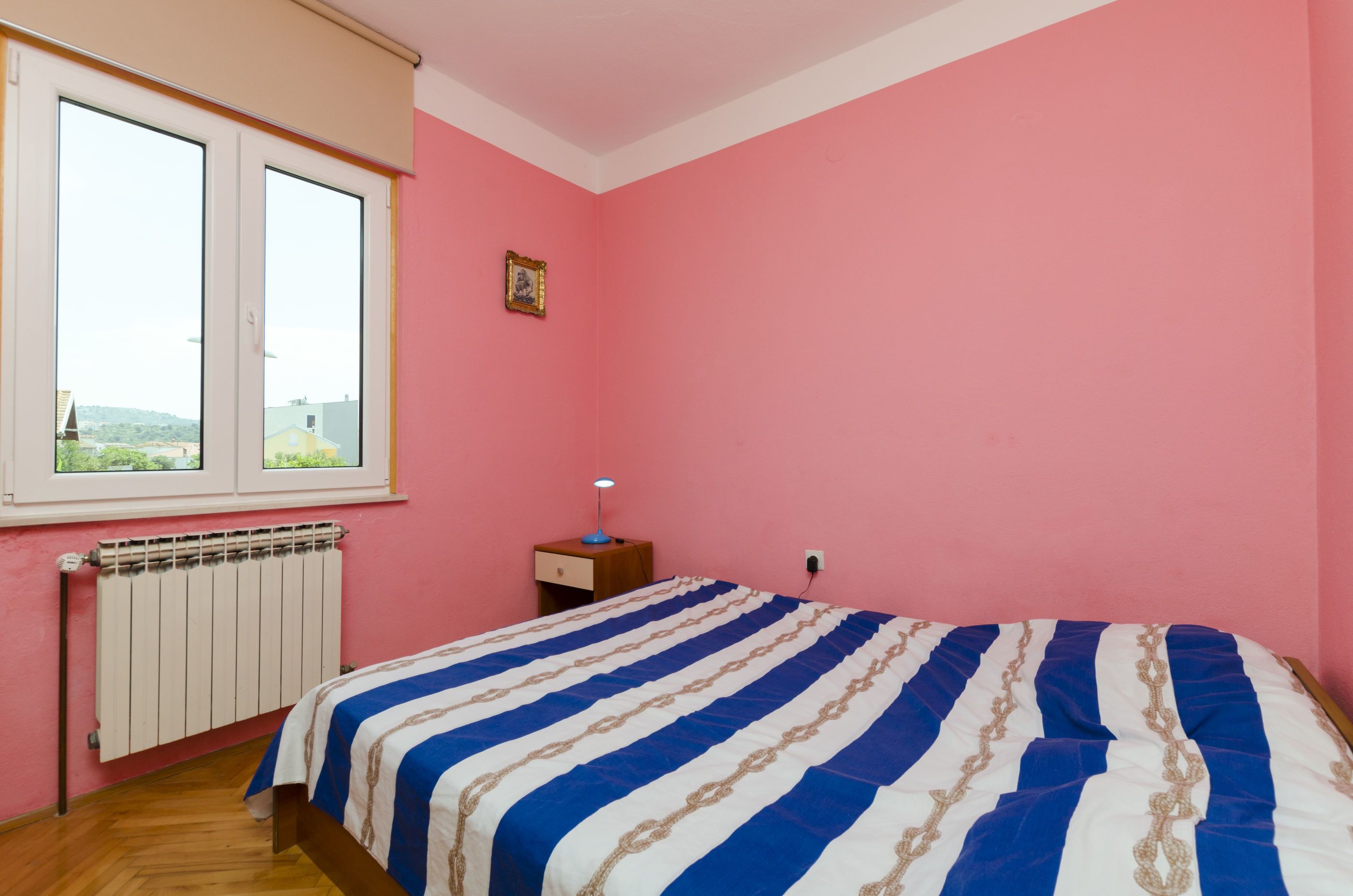 2 bedrooms, WiFi (free)
